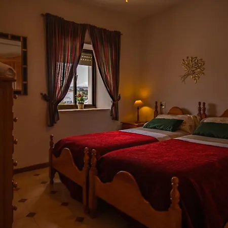 La Casa De La Lela * Setenil De Las Bodegas